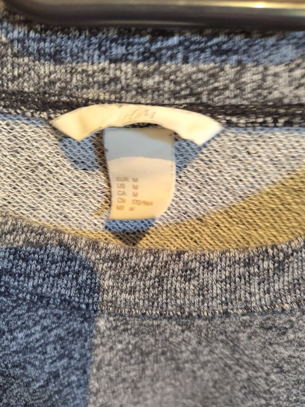 H&M Pulls & Sweat-shirts: Pullover – D'occasion à Bern par Linii 2