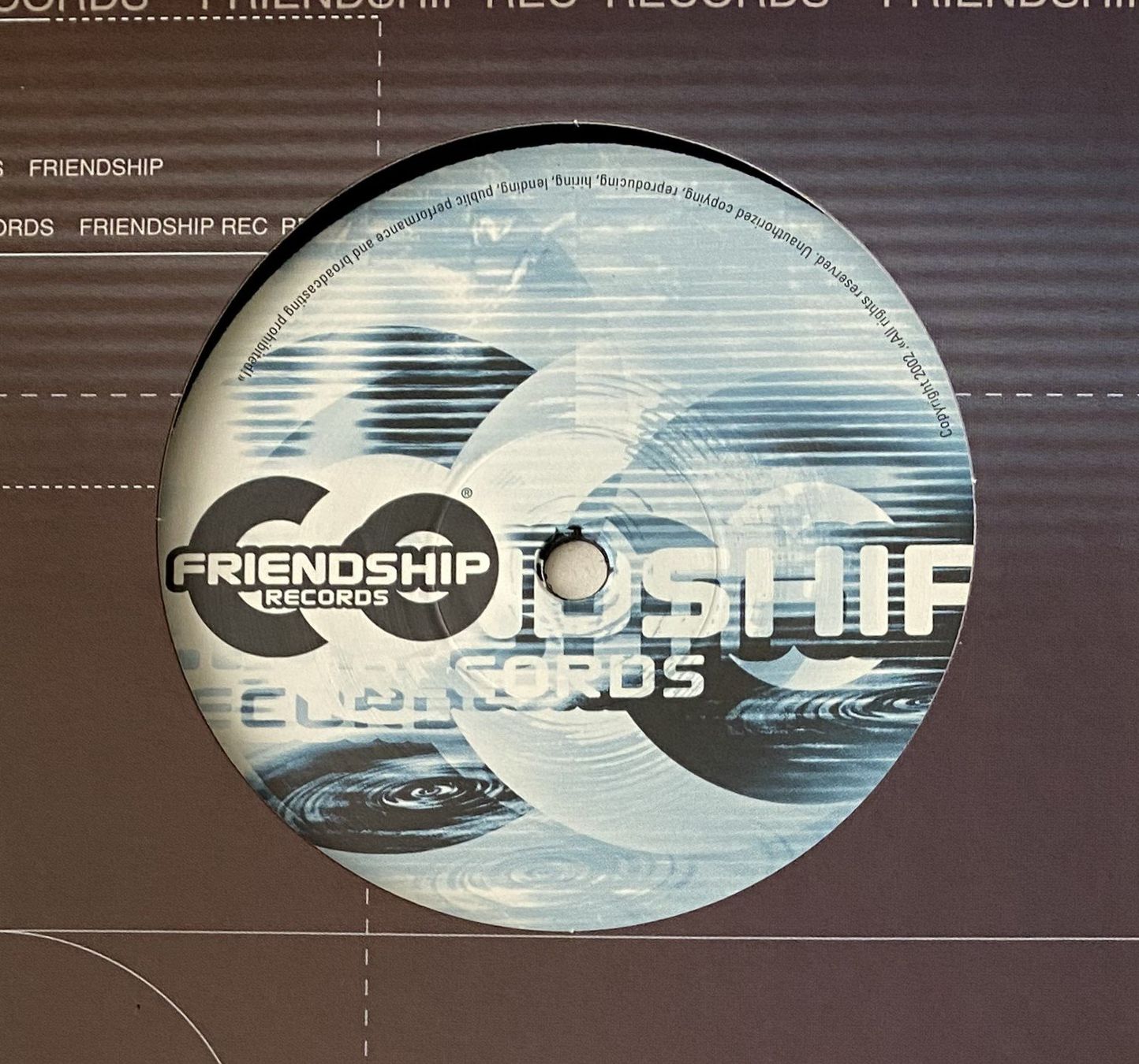 Dischi in vinile: Cloned Mind, Changes (Trance) – Nuovo (secondo la descrizione) da Flums venduto da Empe1 3