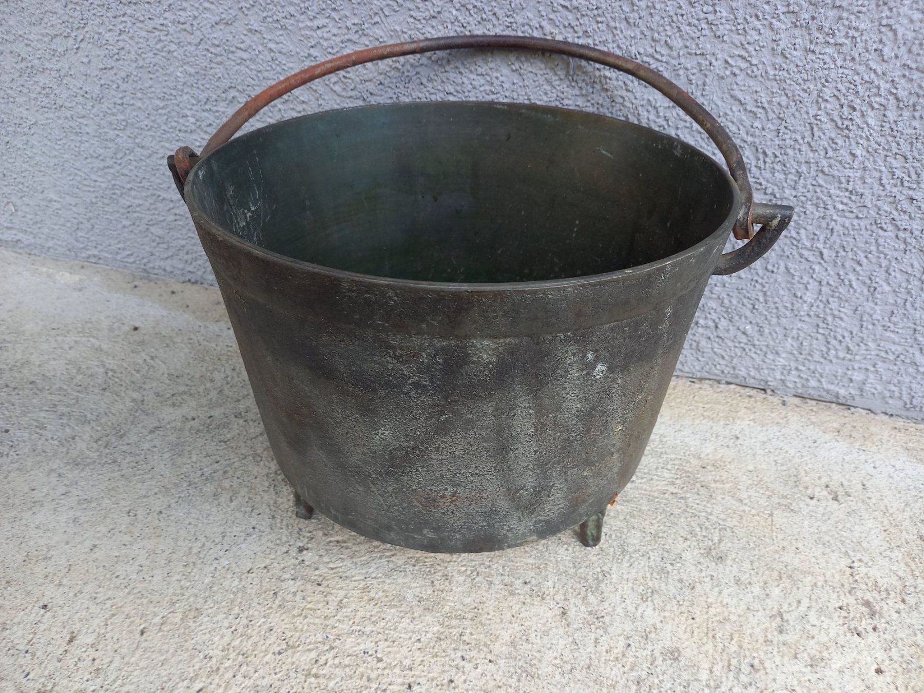 Pentole: Chaudron ancien en fonte – Usato da Rossens FR venduto da Souris1 4