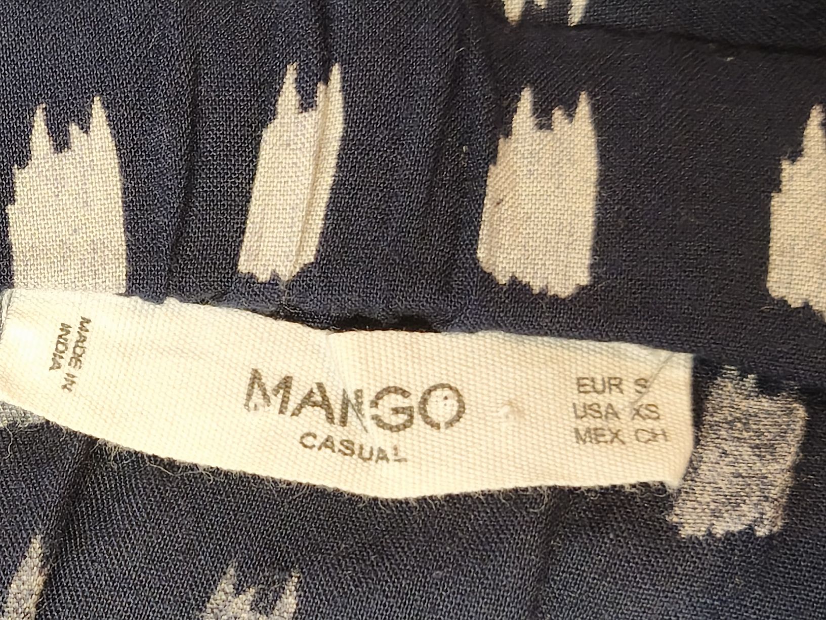 Mango Jupes: Rock Mango dunkelblau gemustert Grösse S neu – D'occasion à Emmetten par SecondhandSiska 3