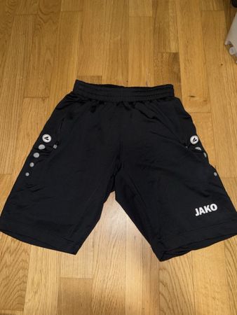 Jako-Sportshorts, Größe 128