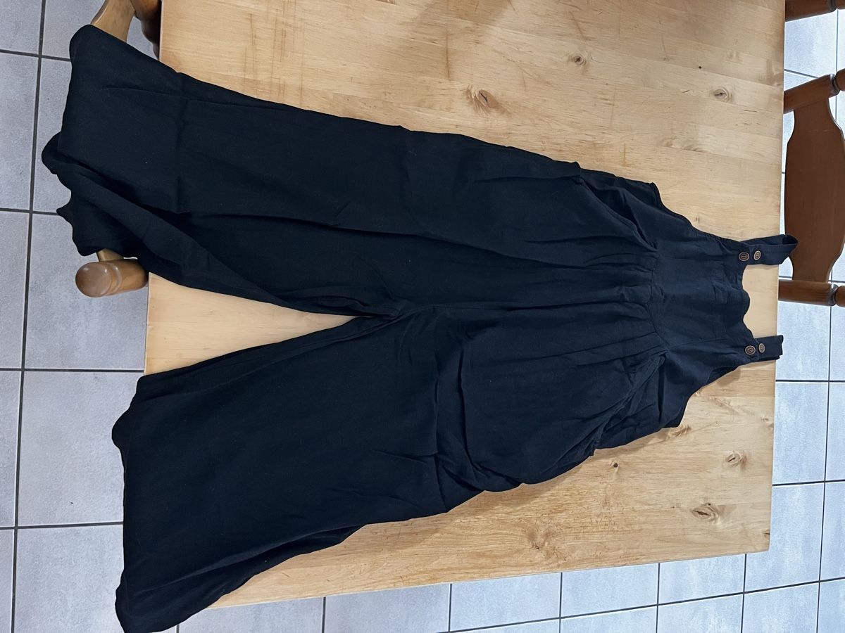 Pantaloni: Umstands-Latzhose M – Usato da Dietwil venduto da gislerrahel