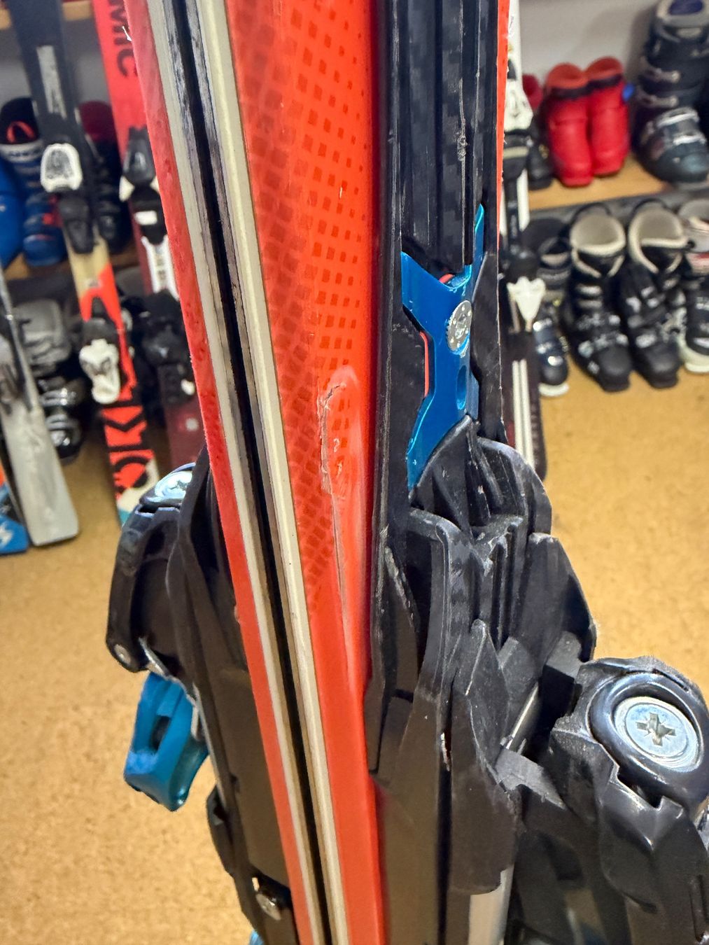 Atomic Skis: Atomic Redster XT Doubledeck 175 cm mit X12 Bindung – Gebraucht aus Gurmels von SwissShop21 5