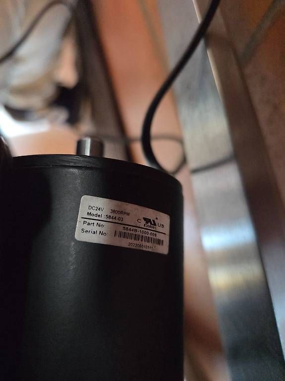Poltrone: Elektrischer Sofasessel Hukla – Usato da Jegenstorf venduto da cla_d57p 4