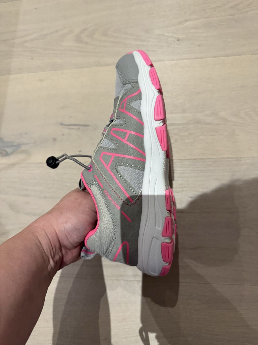 Scarpe per ragazze: Hallenschuhe 35 – Nuovo (secondo la descrizione) da Wallisellen venduto da Nataschab0 1