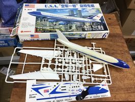 Air Force One VC-25, 1/300, Modellbausatz, komplett!