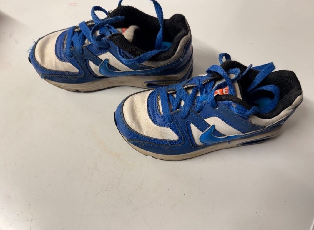Nike Scarpe per ragazzi: Kinder Schuhe Grösse 28 – Usato da Zürich venduto da zd_1965
