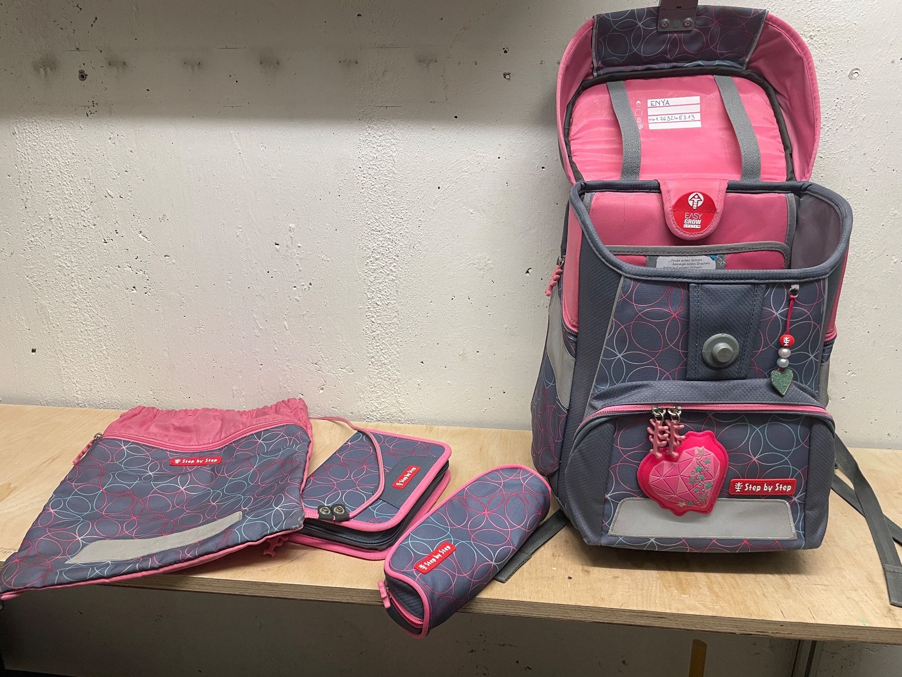 Kindertaschen: Step by Step Schulranzen – Gebraucht aus Zürich von Mittelding