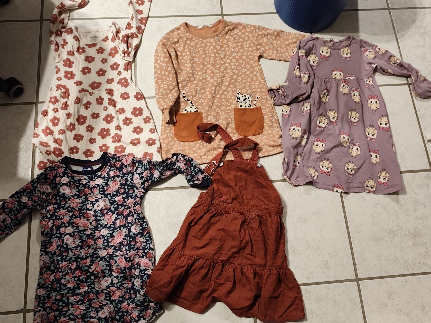 Vestiti & Gonne: Kleider Gr 110/116 – Usato da Fulenbach venduto da meje0081