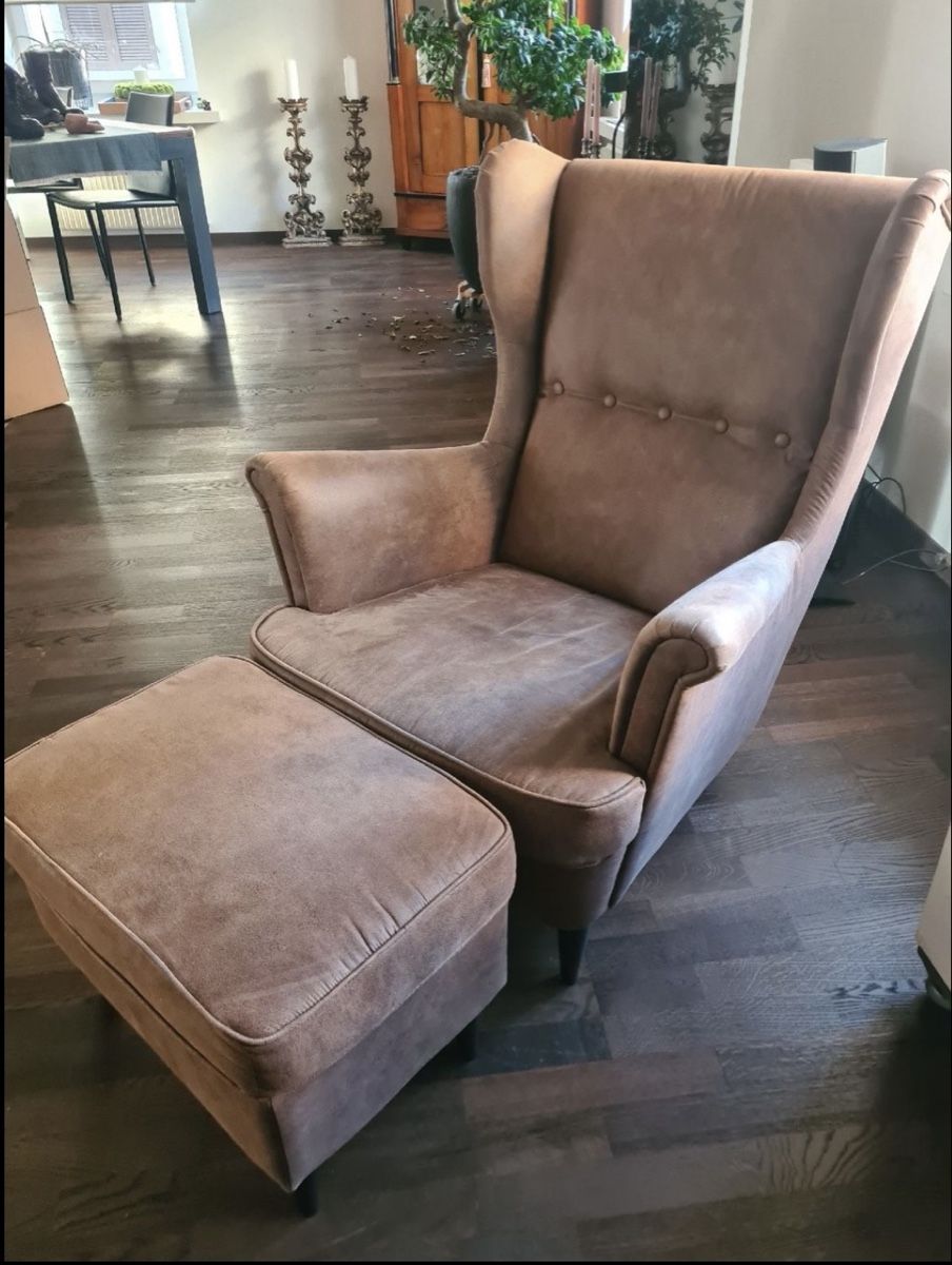 Ikea Poltrone: Strandmon Sessel mit Hocker von IKEA – Usato da Landschlacht venduto da sibio 1