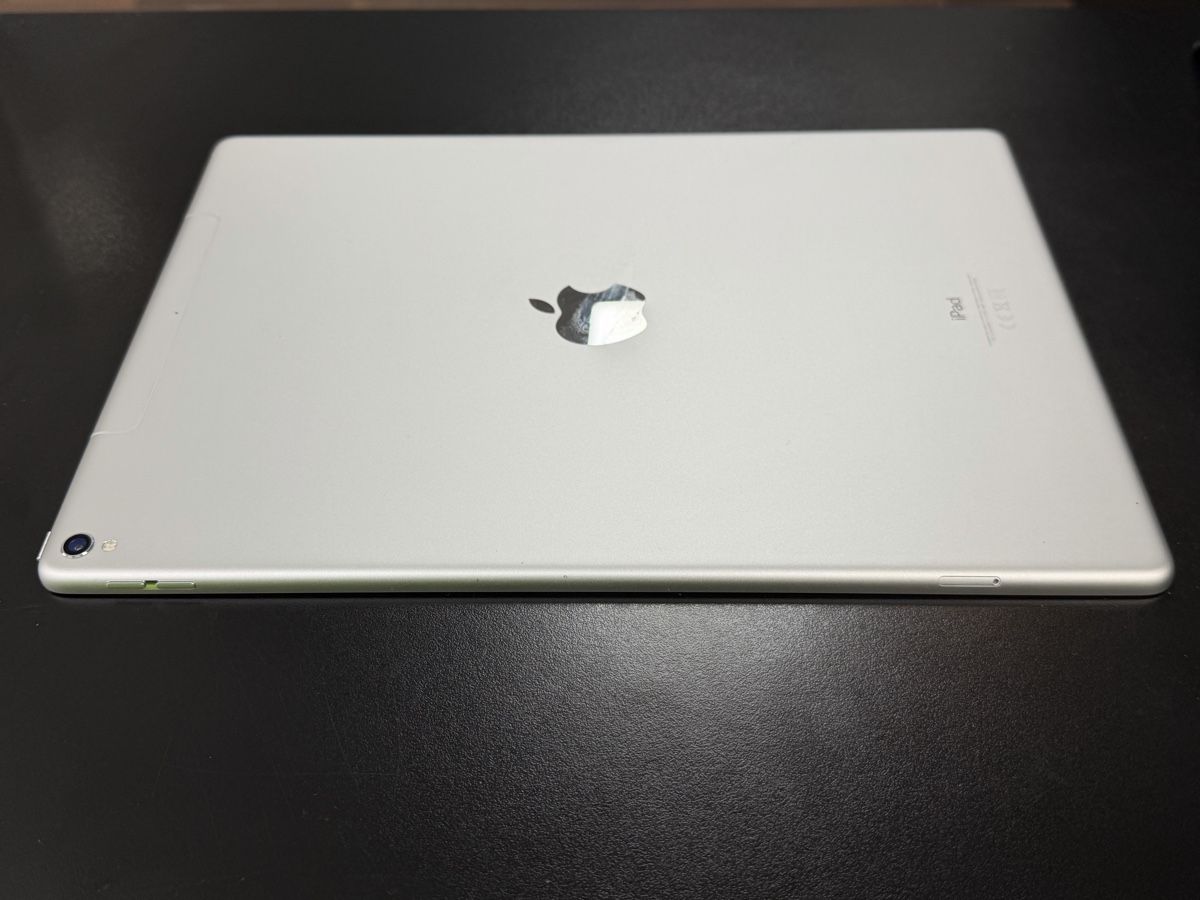 Apple Tablet PC: iPad Pro 12.9 2 Generation WiFi -Cellular Space gray – Difettoso da Zürich venduto da Handycaree 6