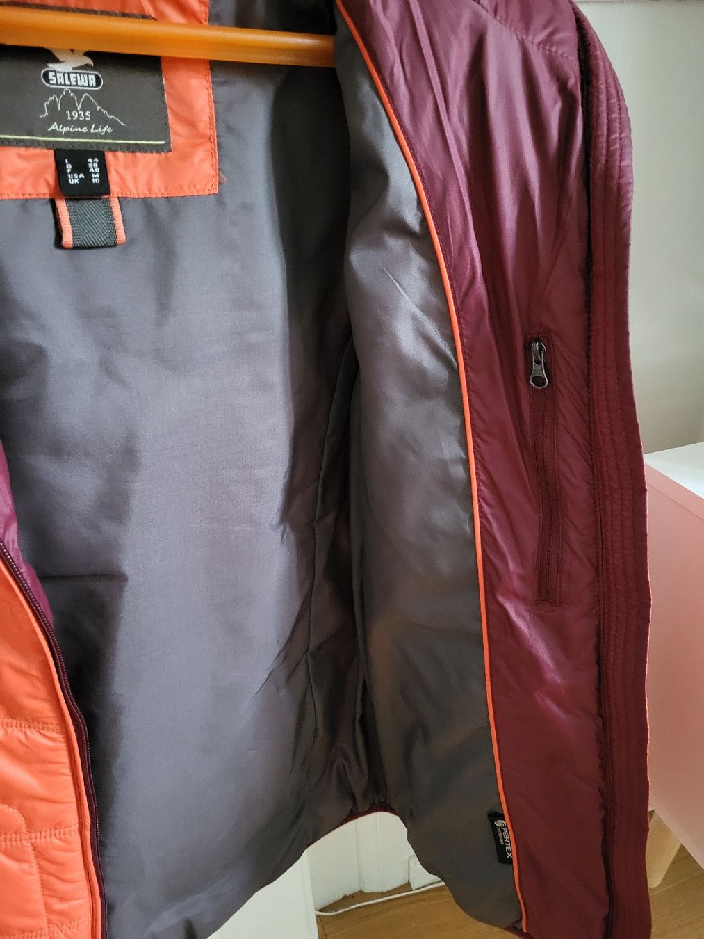 Salewa Giacche: Salewa Daunenjacke Gr. 36/38 – Nuovo (secondo la descrizione) da St.Gallen venduto da Einstein87 3