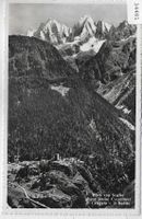 Blick von Soglio gegen Ruine Castelmur Piz Cengalo u. P. Bad