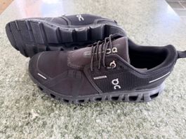 On Schuh Gr. 39