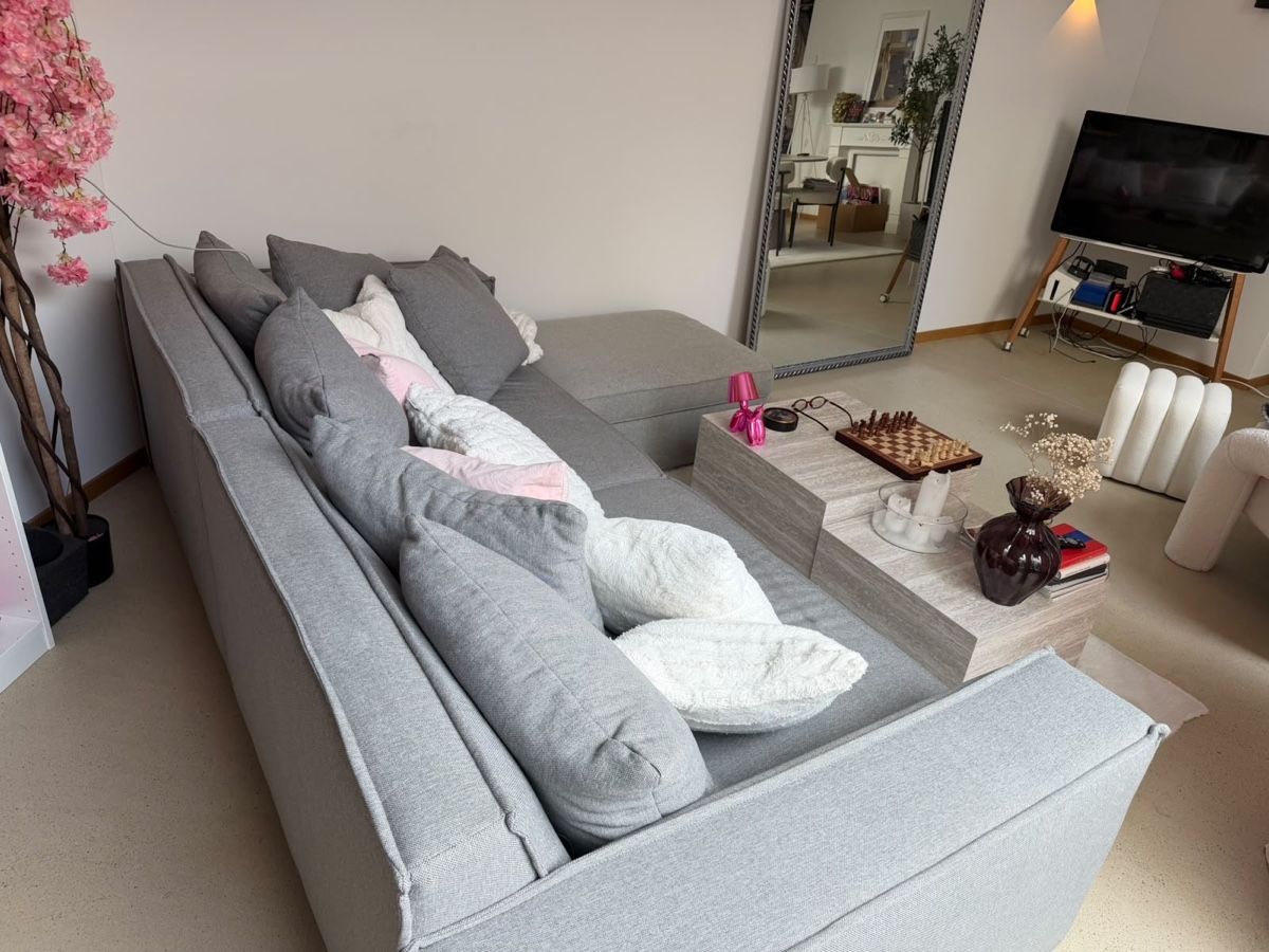 Divani: Sofa grau (Hocker Kivik freistehend) – Usato da Binningen venduto da imasy 2