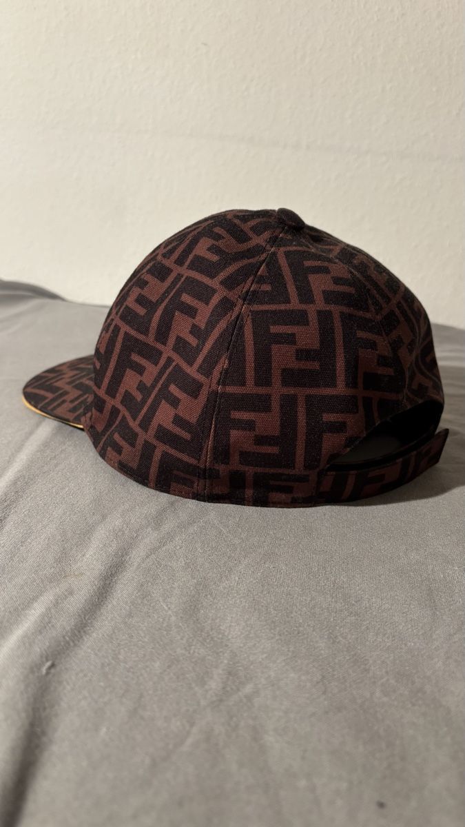 Fendi Copricapi, berretti & cappellini: Casquette Fendi – Usato da Genève venduto da Nathanwatchch 1
