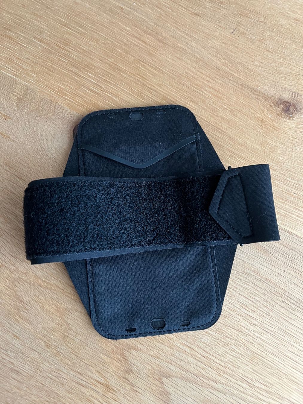 Nike Bracciali & Braccialetti: Nike Smartphone Armband – Nuovo (secondo la descrizione) da Stäfa venduto da PatrickOO7 1