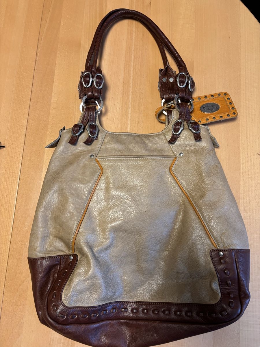 Taschen für Damen: Handtasche Sequenza – Gebraucht aus Münsingen von Richigen 2