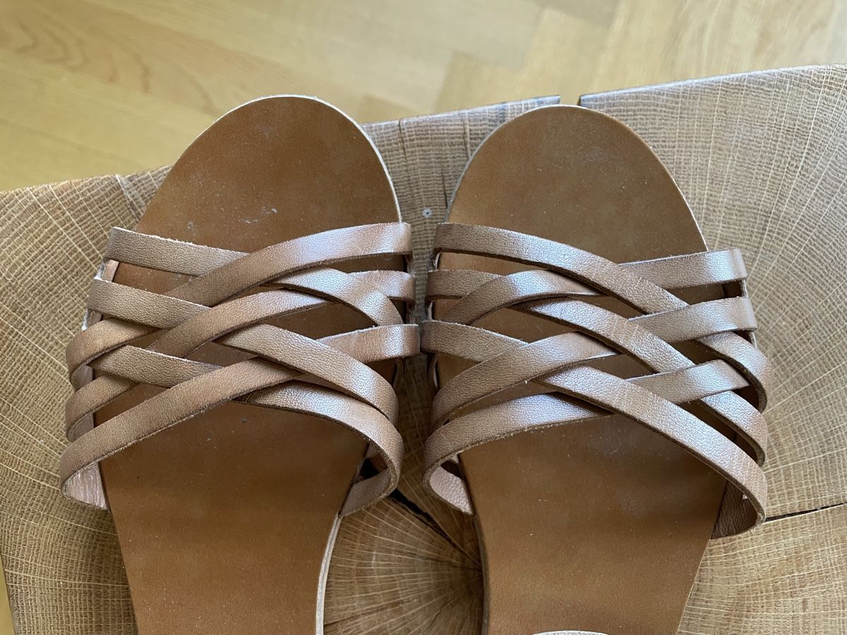 Damenschuhe: Sandalen, Leder, der Marke 5th Avenue, 38 – Gebraucht aus Basel von CCRosa 1
