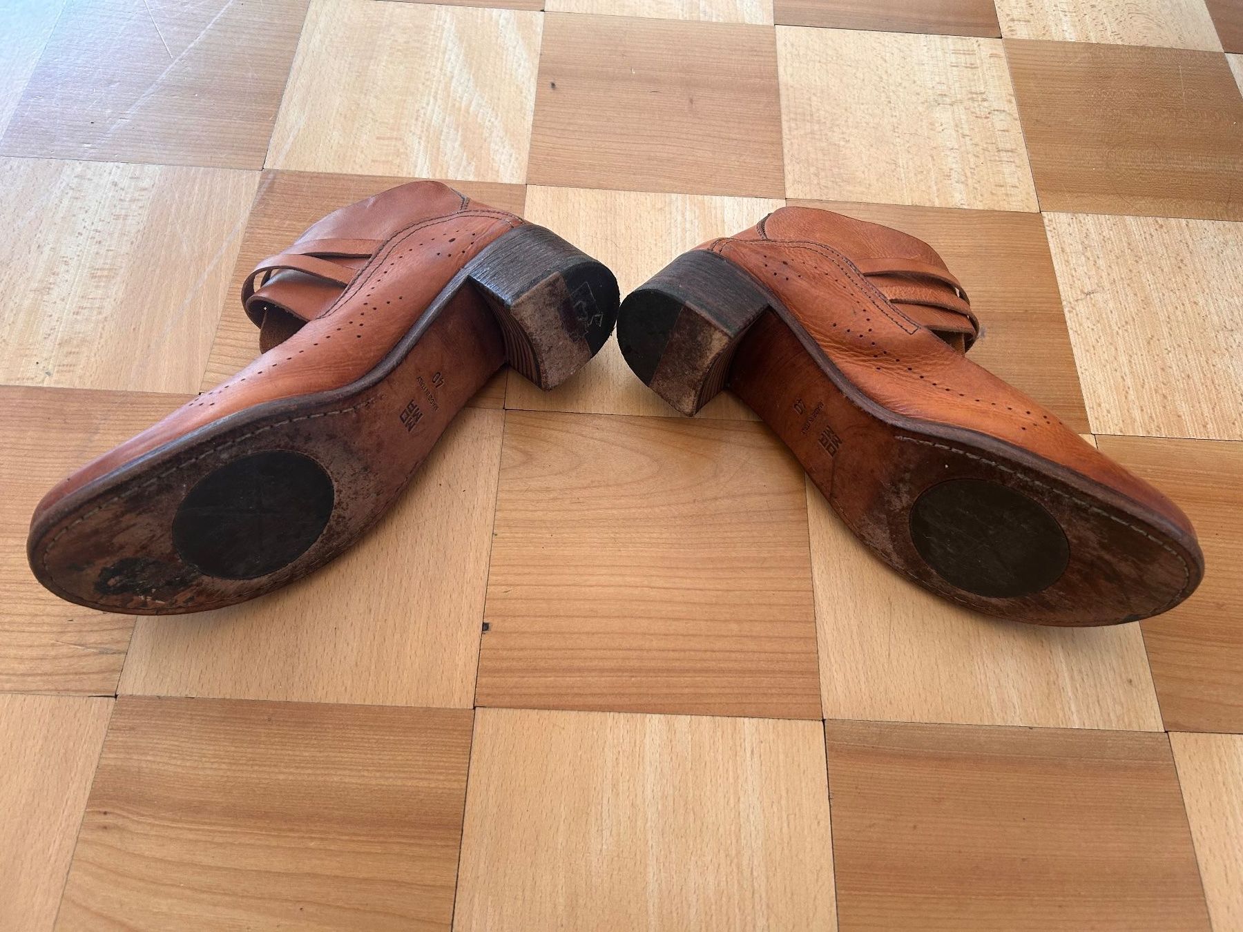 Moma Chaussures femmes: Chaussures MOMA 41 – D'occasion à La Chaux-de-fonds par _Felicita_ 1