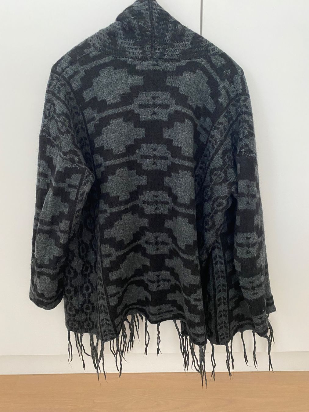 H&M Giacche: Langarm Poncho (Gr. S) – Usato da Schlieren venduto da vivid_wrld 1