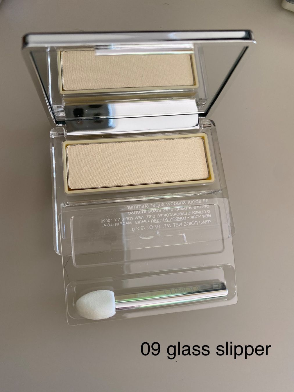 Make-up: Clinique eyeshadow mono NP 32 – Nuovo e nell'imballaggio originale da Pully venduto da Natala