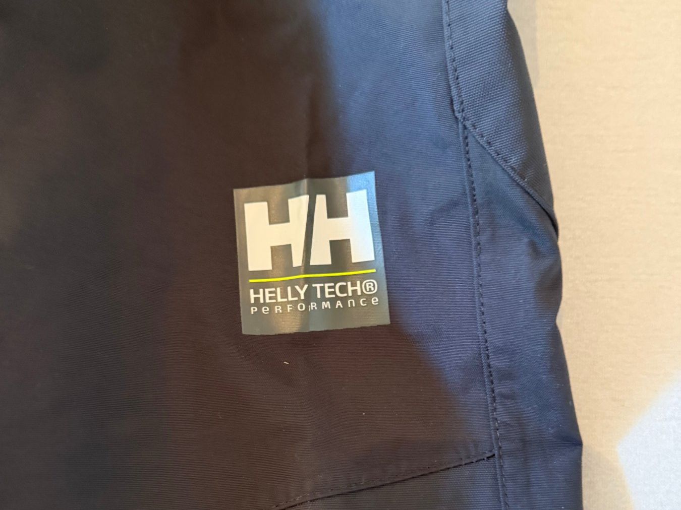 Helly Hansen Pantaloni: Segelhose Helly Hansen (NEU) – Nuovo (secondo la descrizione) da Zürich venduto da Andrea8003 4