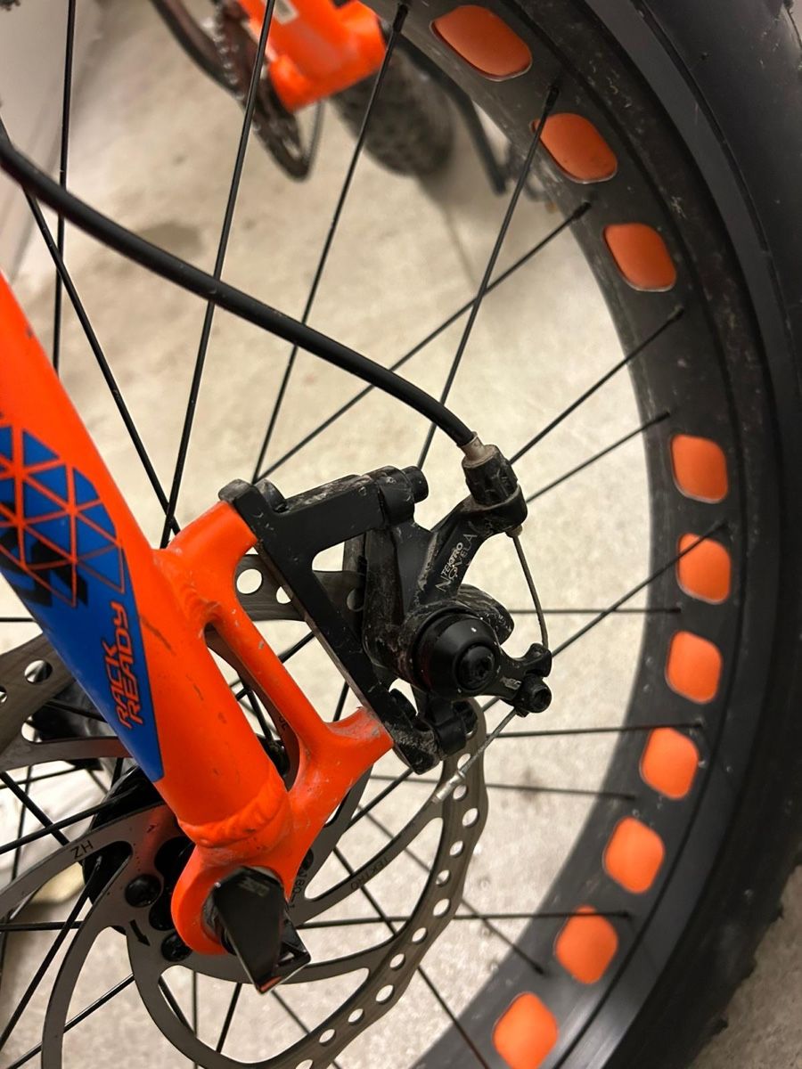 Rock Machine Velos: Fat Bike Rock Machine Avalanche – Gebraucht aus Adliswil von hdrvp 6