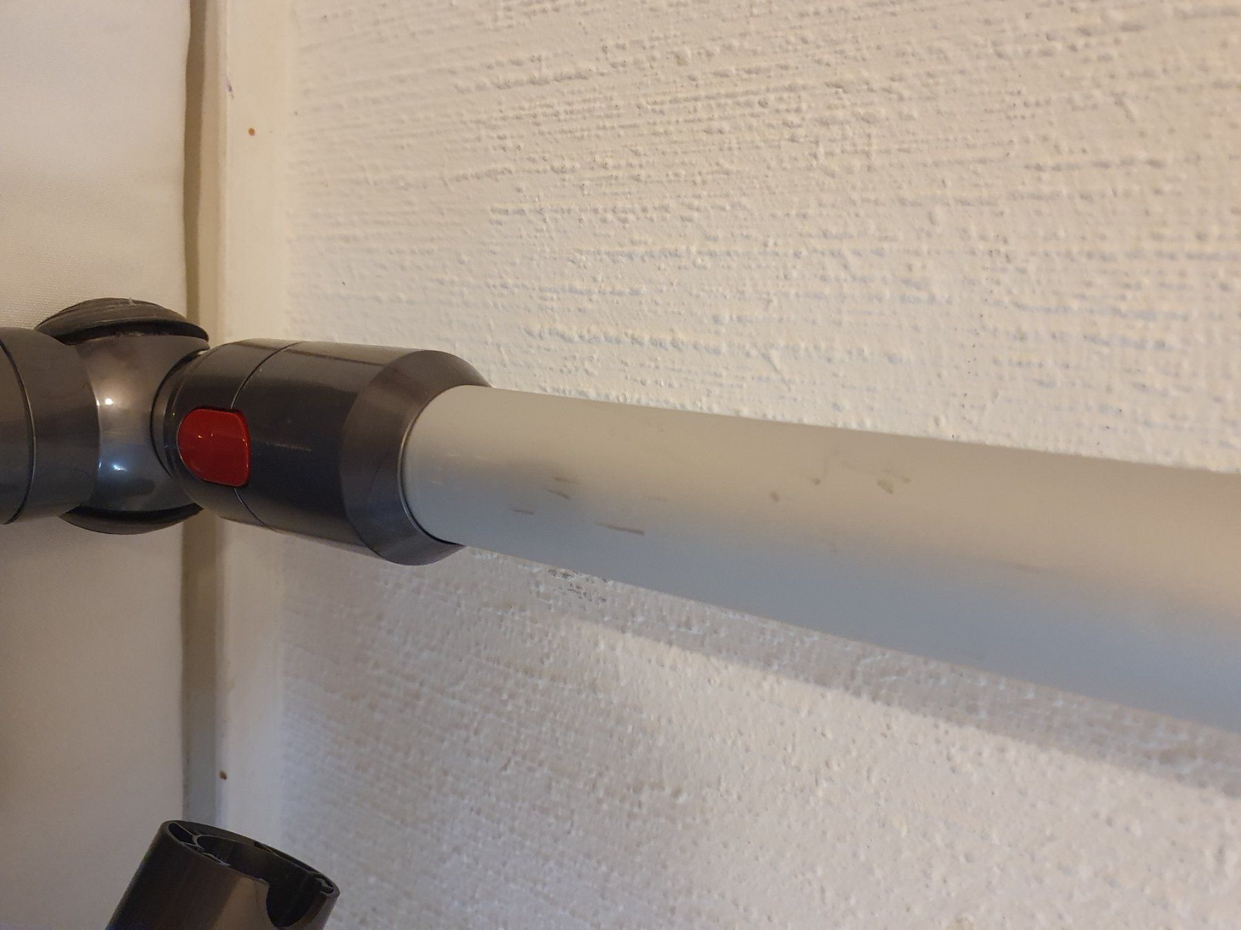 Dyson Staubsauger & Zubehör: Dyson V7 – Gebraucht aus Lausanne von Af2016 6