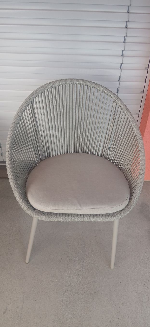 Stühle: Balkon / Gartenstühle mit Tisch – Gebraucht aus Bülach von mar_2q58 1