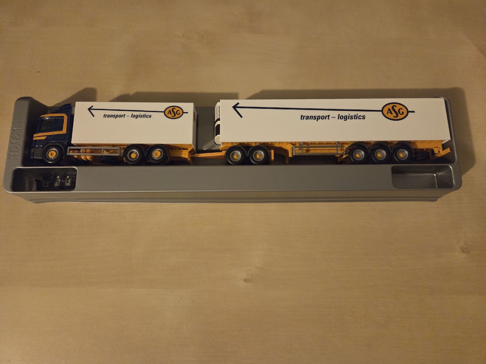 Herpa Modellini d'auto: Herpa Scania ASG  – Usato da Urdorf venduto da Drutsch 1