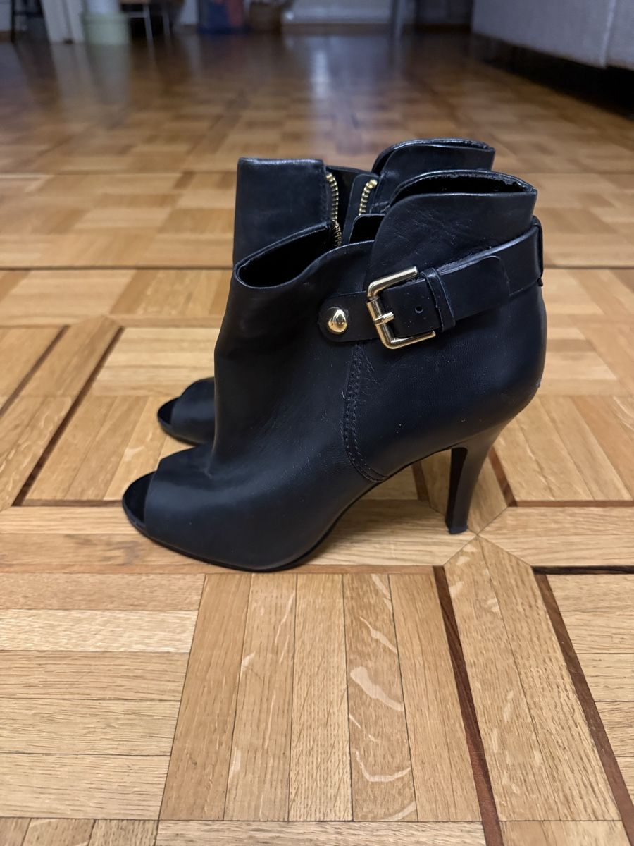 Scarpe da donna: Black pumps size 6 – Usato da Genève venduto da hai_2rp8
