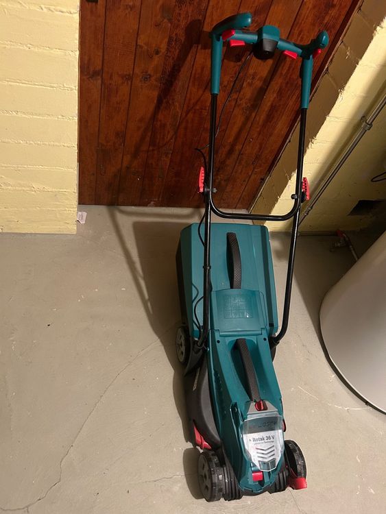 Rasenmäher Bosch Rotak 36V Kaufen auf Ricardo