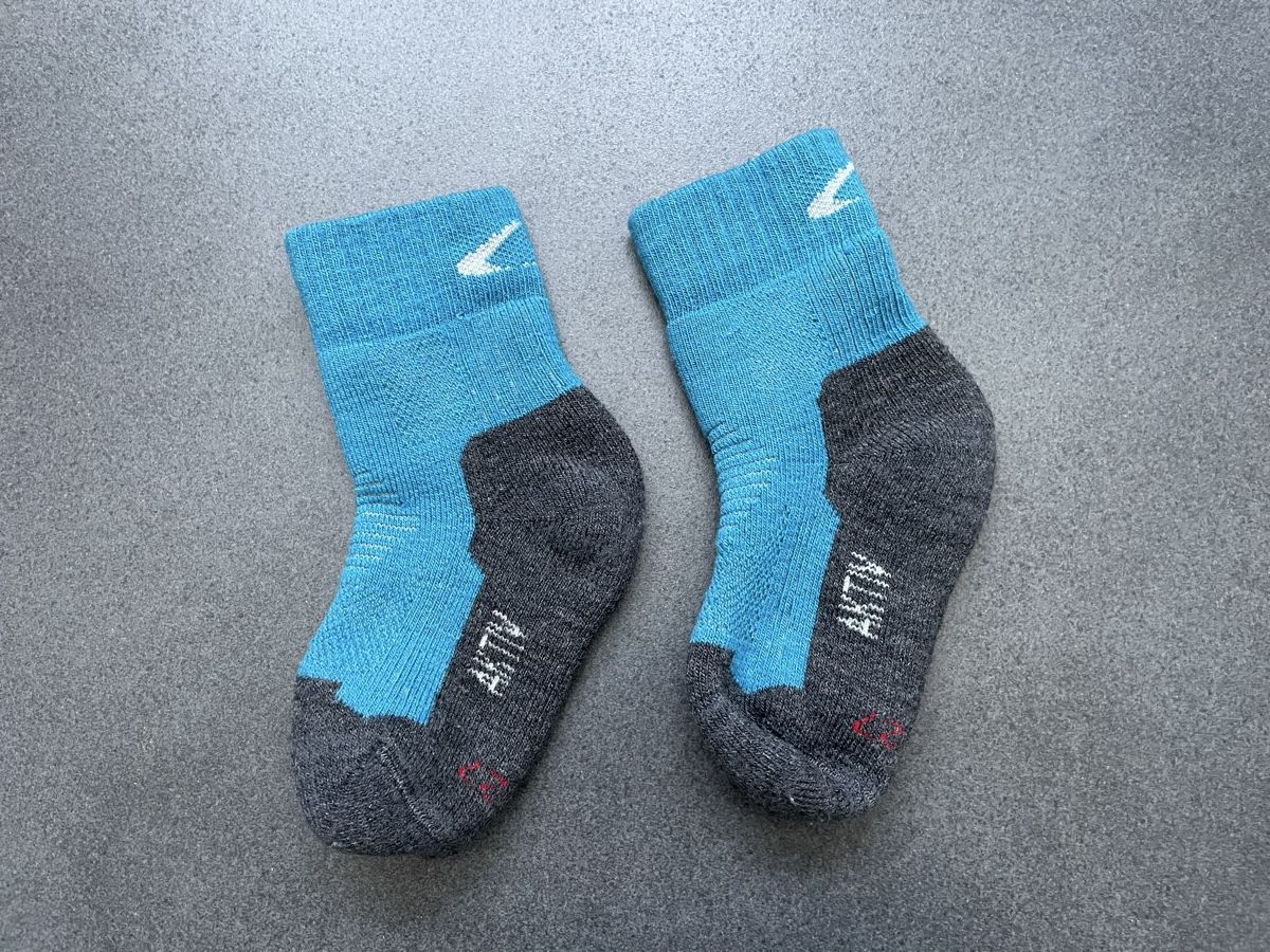 Calze per bambini: Socken Wolle Gr. 25/27 – Usato da Aesch ZH venduto da lawas