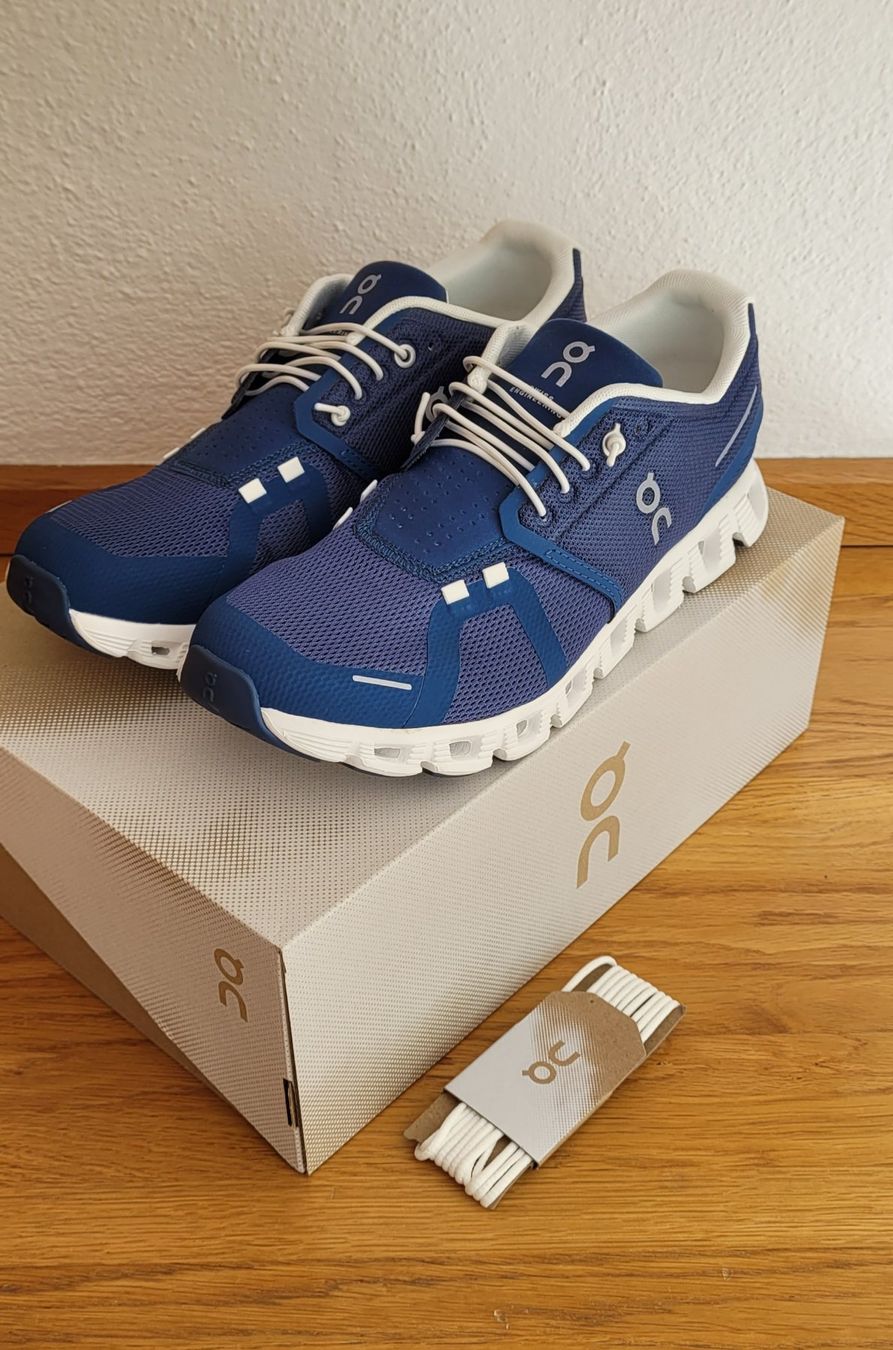On Chaussures femmes: On Cloud 5 Women "Fabrikneu" – Neuf avec emballage d'origine à Wetzikon ZH par Zirben5 4