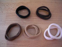 10 neue Haargummi (Brauntöne + schwarz)