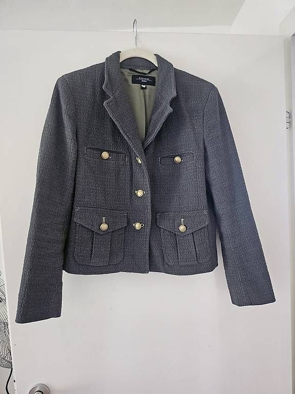 Max Mara Vestes: Weekend Max Mara Blazer / Kurzjacke grau Gr. 38 – D'occasion à Buchs SG par corapre