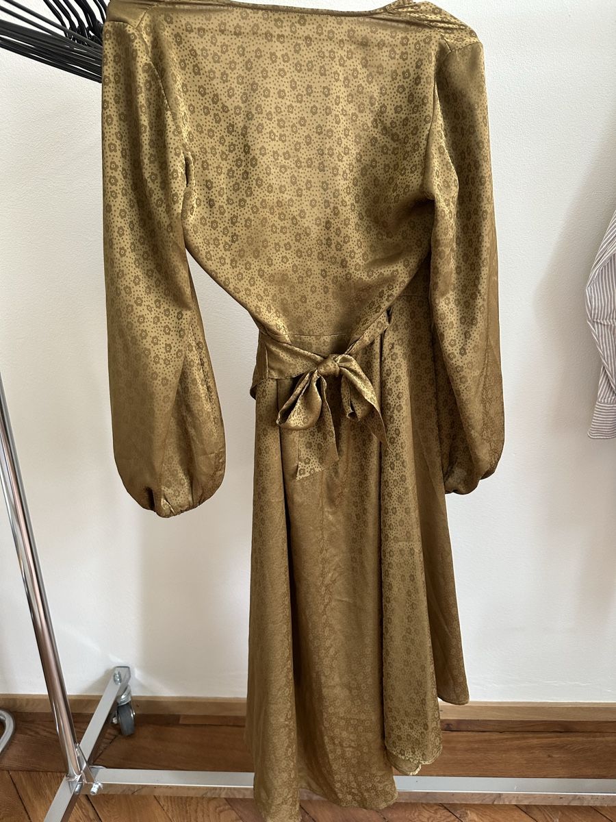 Samsøe Samsøe Vestiti: Samsoe Samsoe Wickelkleid, khaki grün, XS – Usato da Zürich venduto da davinciclaude 1