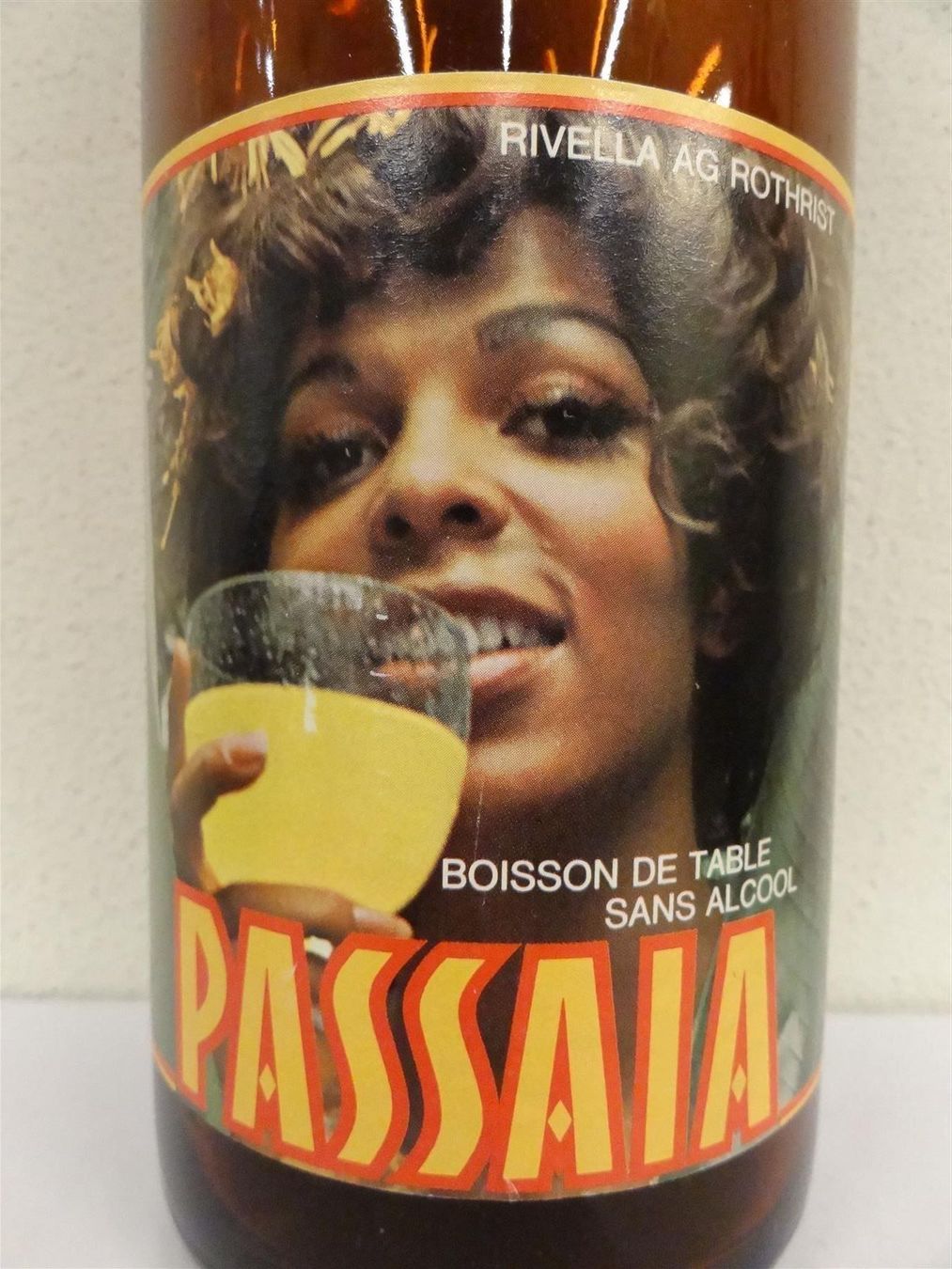 Gläser, Krüge & Flaschen: alte Flasche PASSAIA 1967 BÜLACH RIVELLA – Gebraucht aus Kerzers von Flaschenposten 2