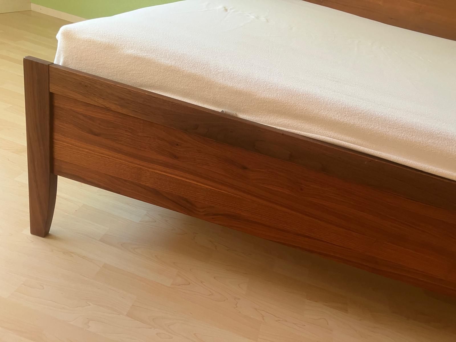 Team7 Letti: Team 7 Designerbett Nussbaum – Usato da Murten venduto da gigi067 6