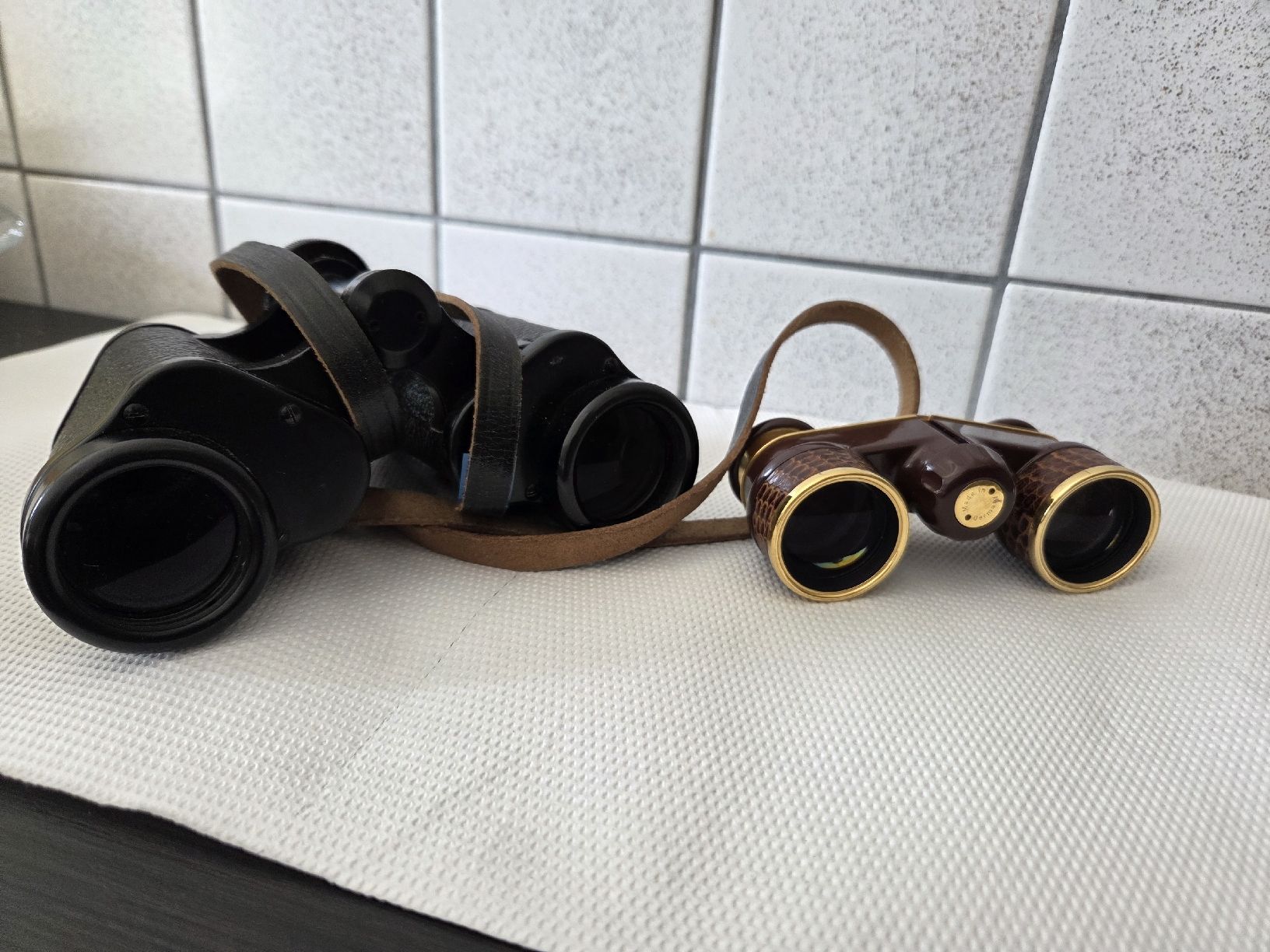 Rodenstock Binocoli: Fernglas Rodenstock 8x30 und Opernglas   – Usato da Dietikon venduto da Allegra34 5
