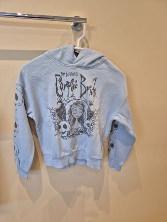 Kapuzenpulli hellblau, Gr. 134