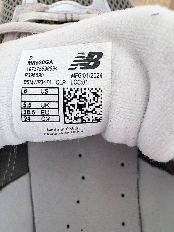 New Balance Damenschuhe: New Balance Sneakers – Gebraucht aus Basel von ale_vrd5 3