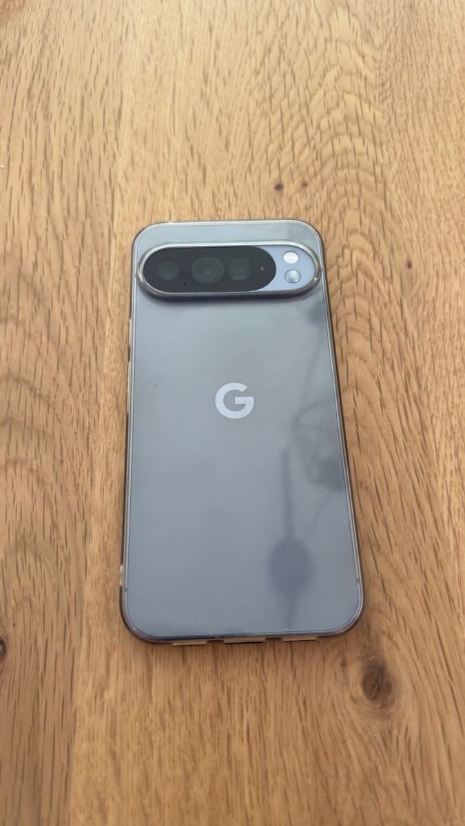 Google Telefoni cellulari / Smartphones: Google Pixel 10 Pro XL 256gb – Usato da Luzern venduto da Lellicl
