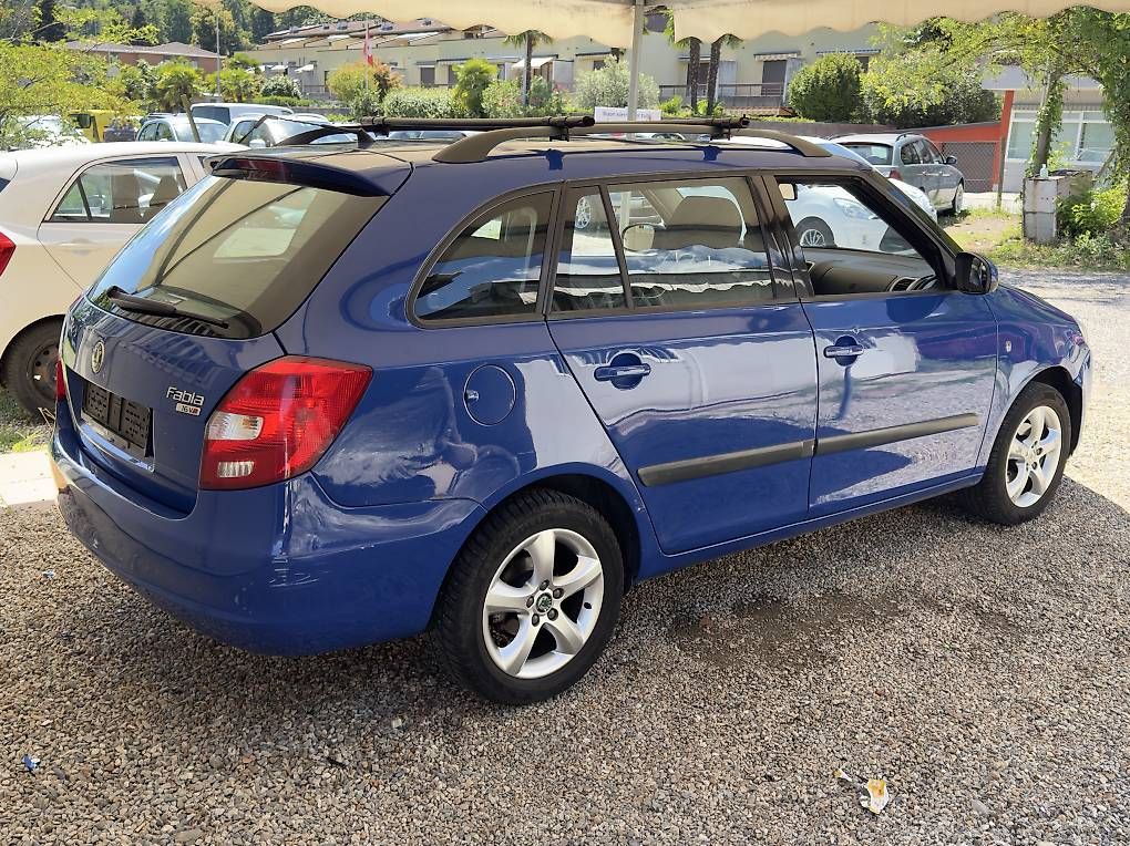 Autos: Skoda Fabia 1.6i (AUTOMATICA) – Gebraucht aus Agno von jonnyautosagl 3
