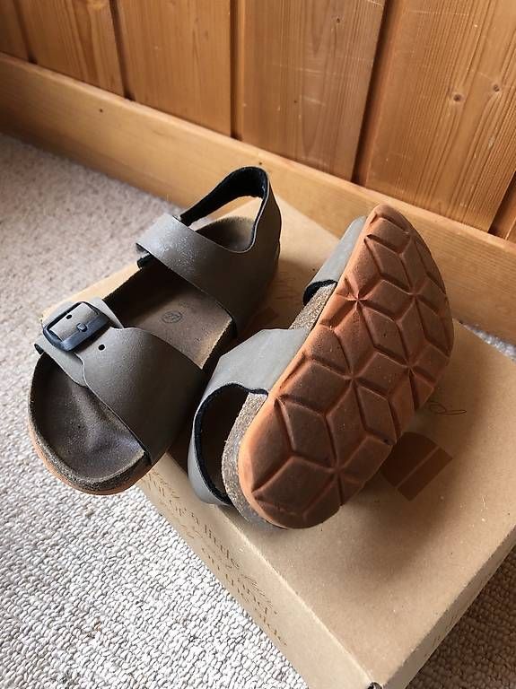 Schuhe für Jungen: Sandales Grünland 27 – Gebraucht aus Les Collons von gehaisse