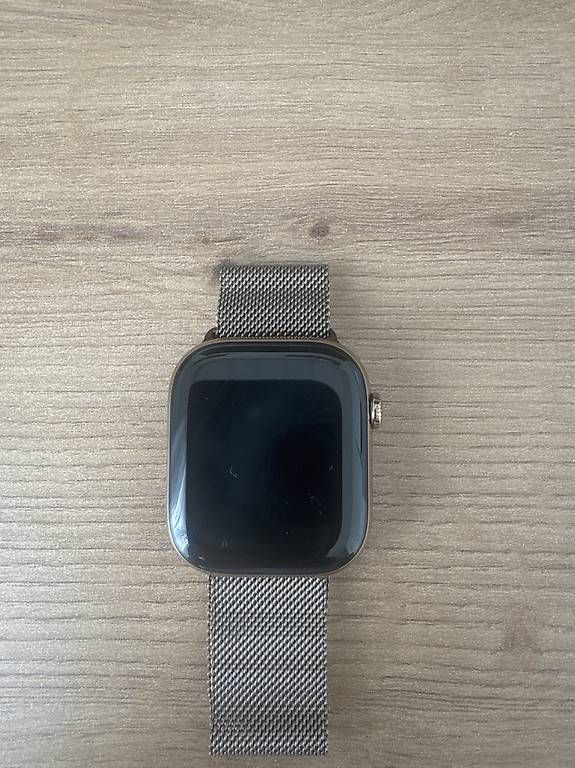 Smartwatch: Apple Watch Series 10 Titanium – Gebraucht aus Wetzikon ZH von Uomotigre1908