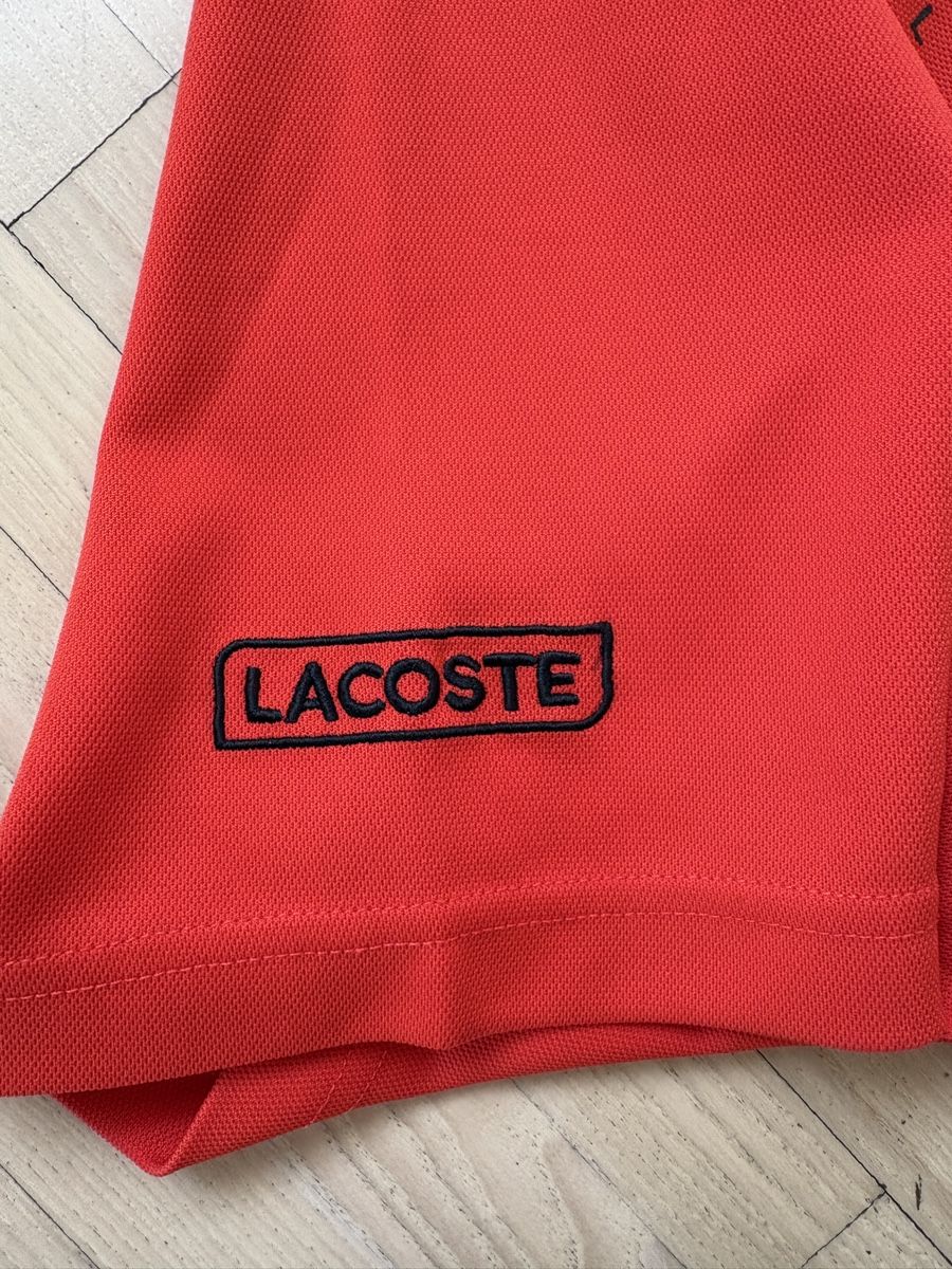 Lacoste Magliette Polo: Lacoste Shirt, Gr. 6 / NEU – Nuovo (secondo la descrizione) da Oberengstringen venduto da Marling 2
