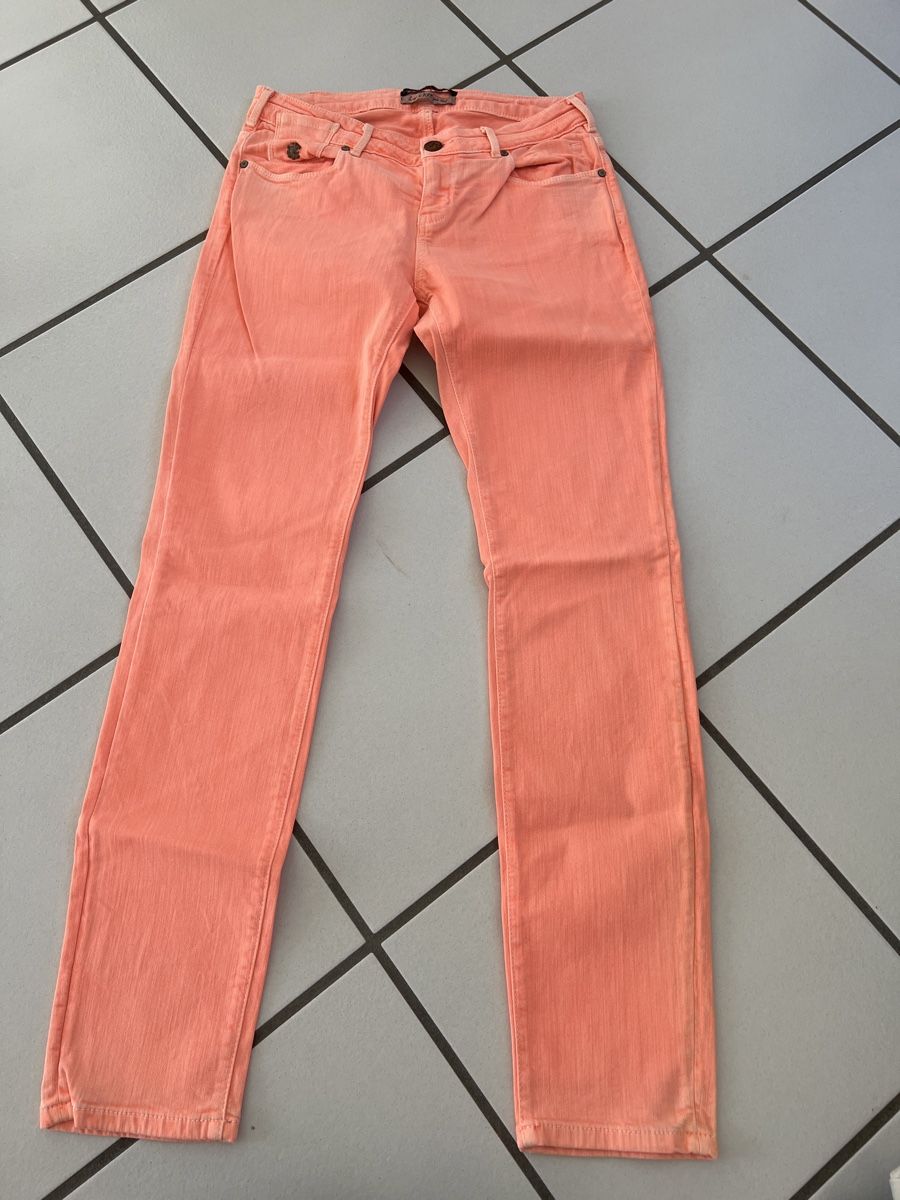 Maison Scotch Jeans: Hosen – Usato da Oberuzwil venduto da DanaB01