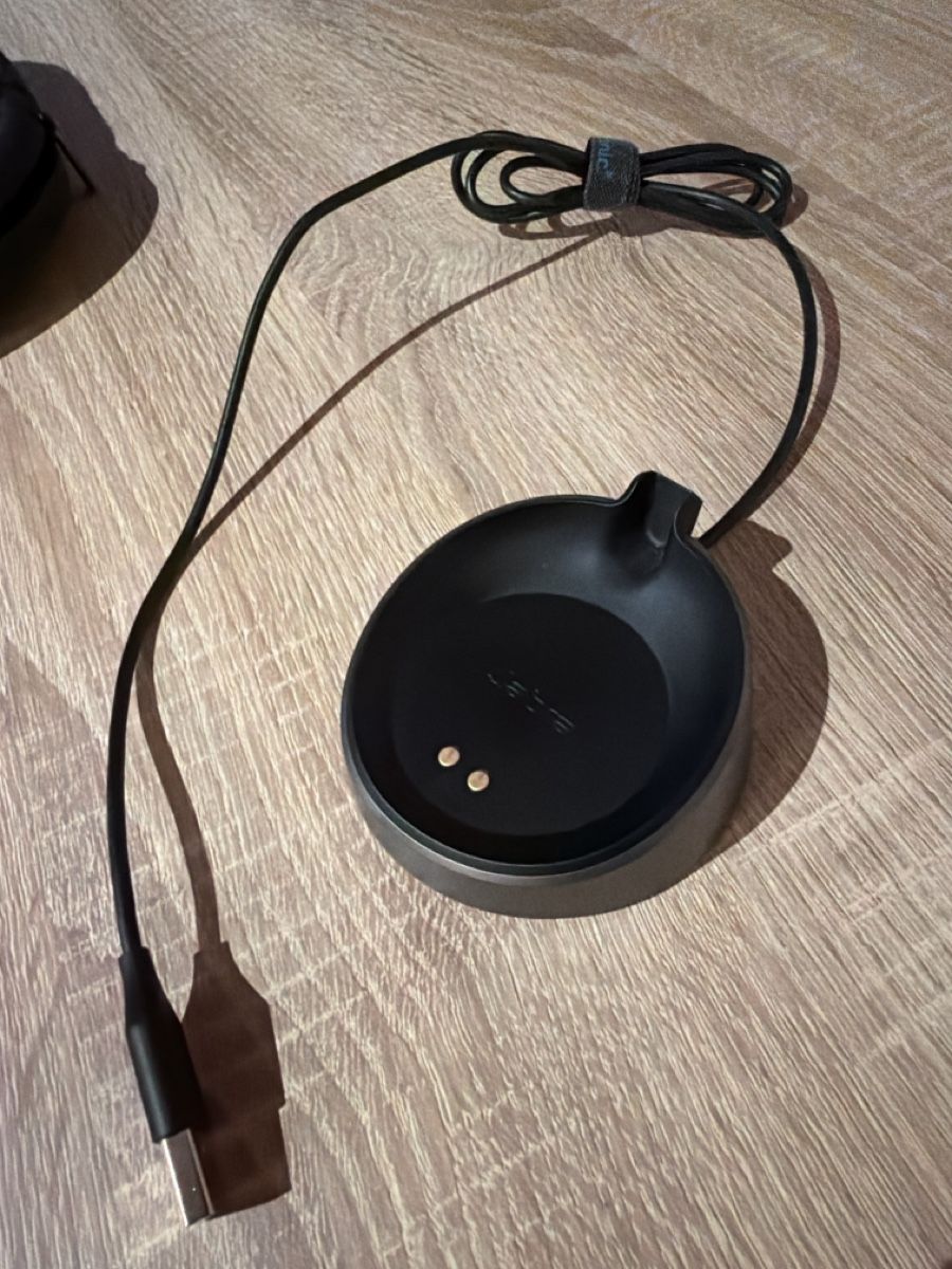 Jabra Cuffie: Jabra EVOLVE2 85 Link + Charger Base – Usato da Bern venduto da ggr_cjd9 2